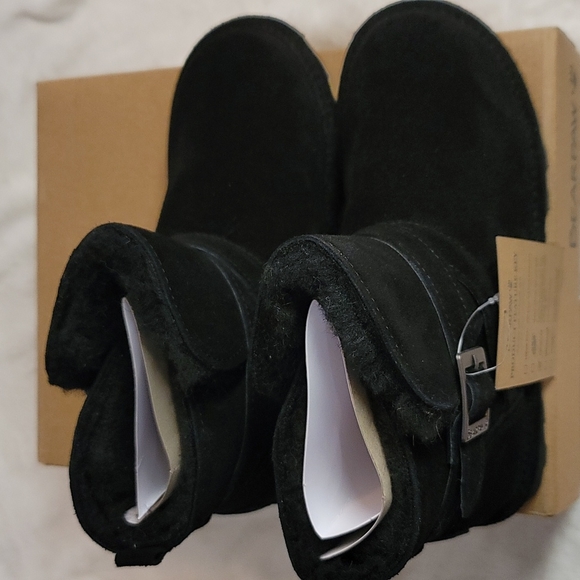 BEARPAW® Emersyn Suede Boot with NeverWet® Technology - Picture 4 of 7